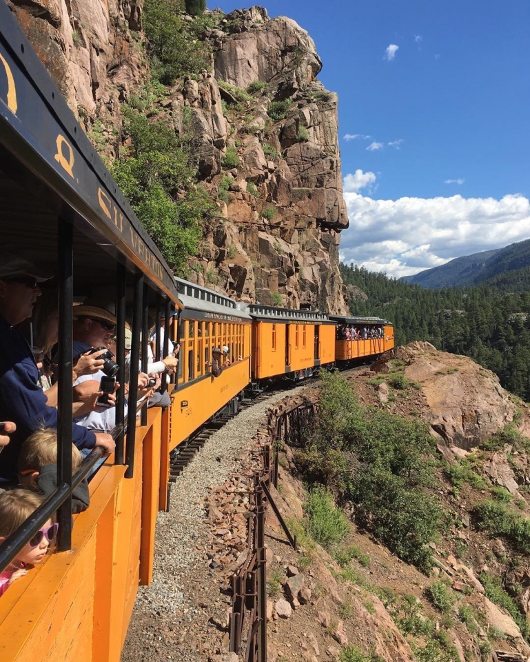 Cascade Canyon train